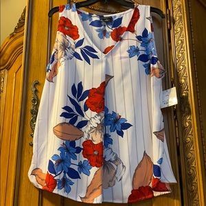 WHITE STRIPE FLORAL TOP!!